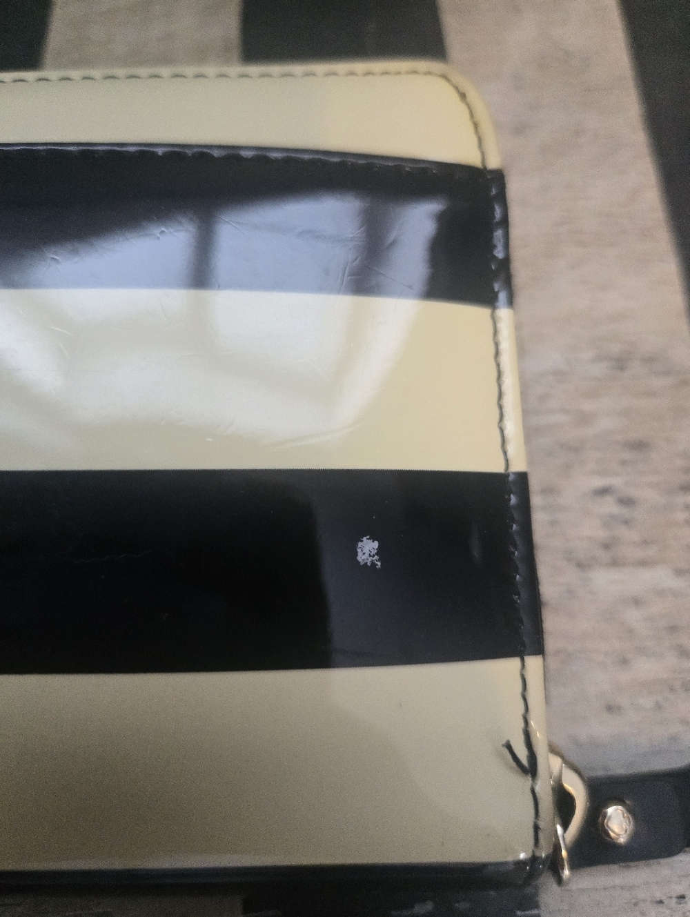 Striped Kate Spade Wallet - Picture 10 of 10